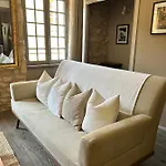Le Balconnet Apartmán *