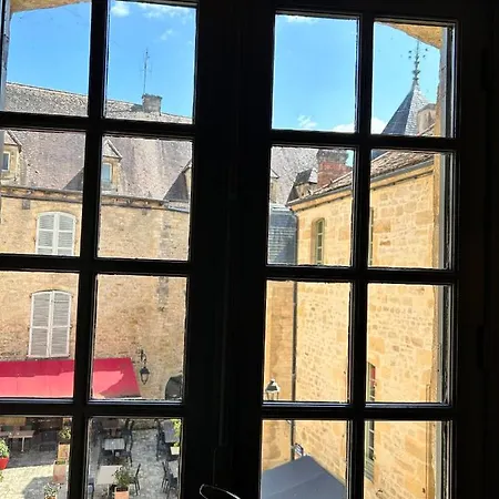 Le Balconnet, 8 Cour Des Fontaines Sarlat-la-Caneda